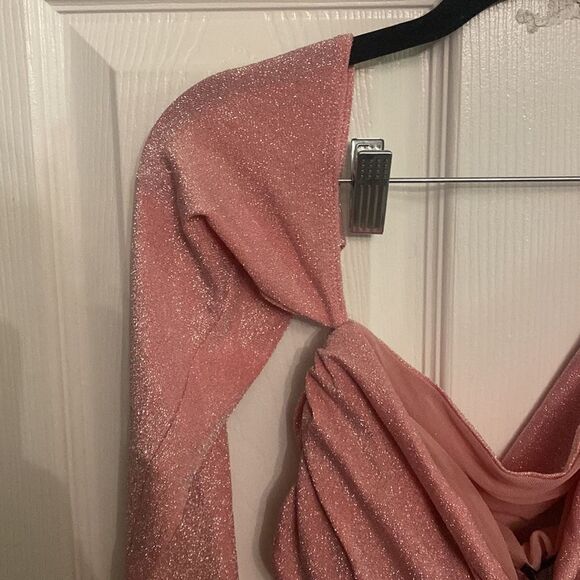 Naked Wardrobe Pink Long Sleeve Off the Shoulder Metallic Shimmer Crop Top L NWT - Picture 4 of 4